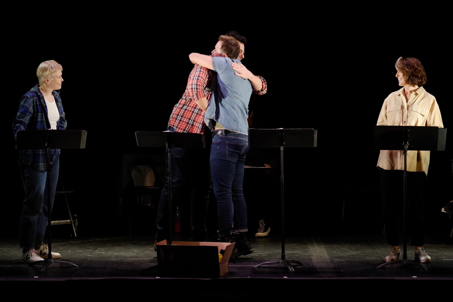 Barracking for the Umpire — photo 12