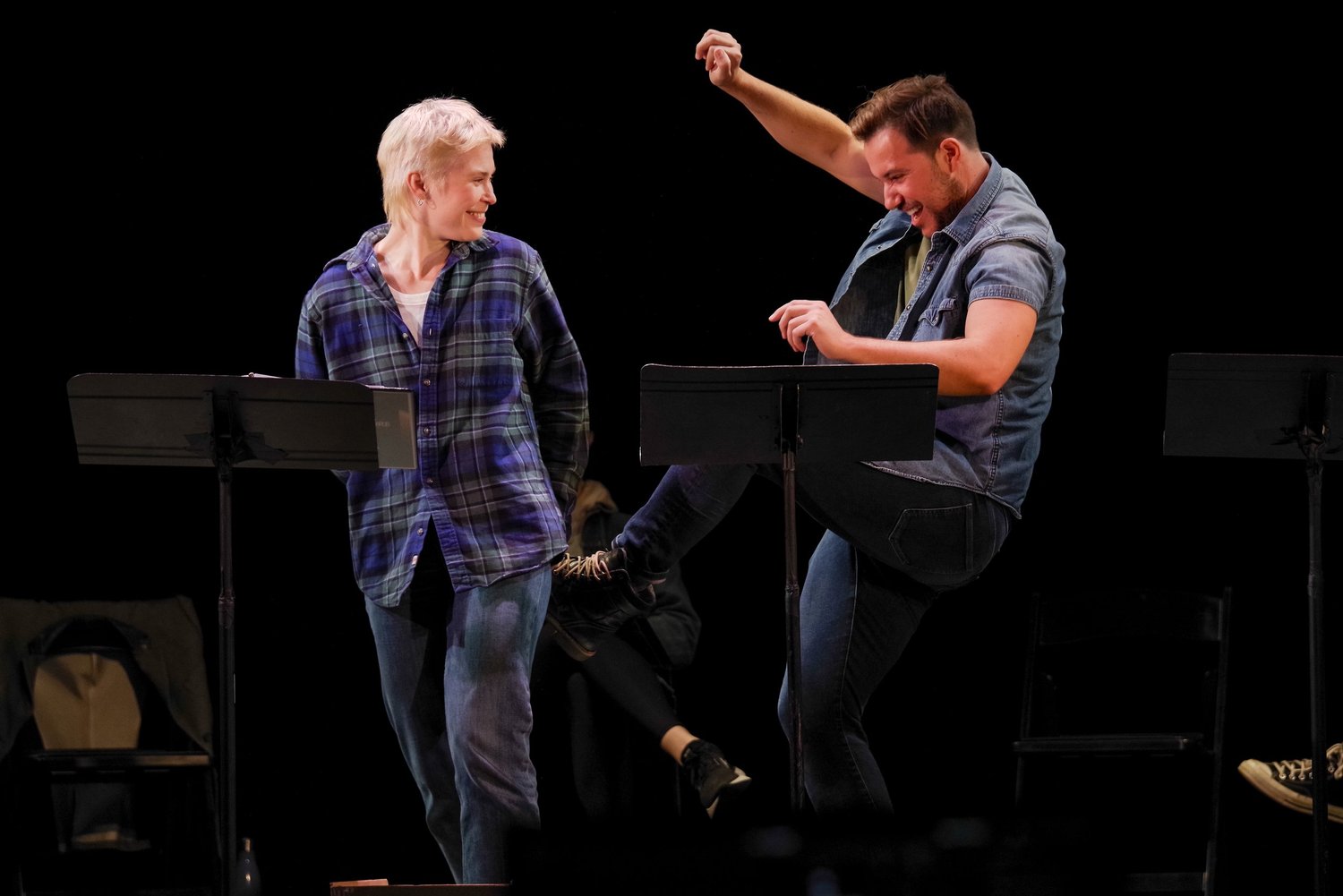 Barracking for the Umpire — photo 8